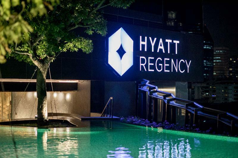 Hyatt Regency Bangkok Sukhumvit Hotel Exterior photo